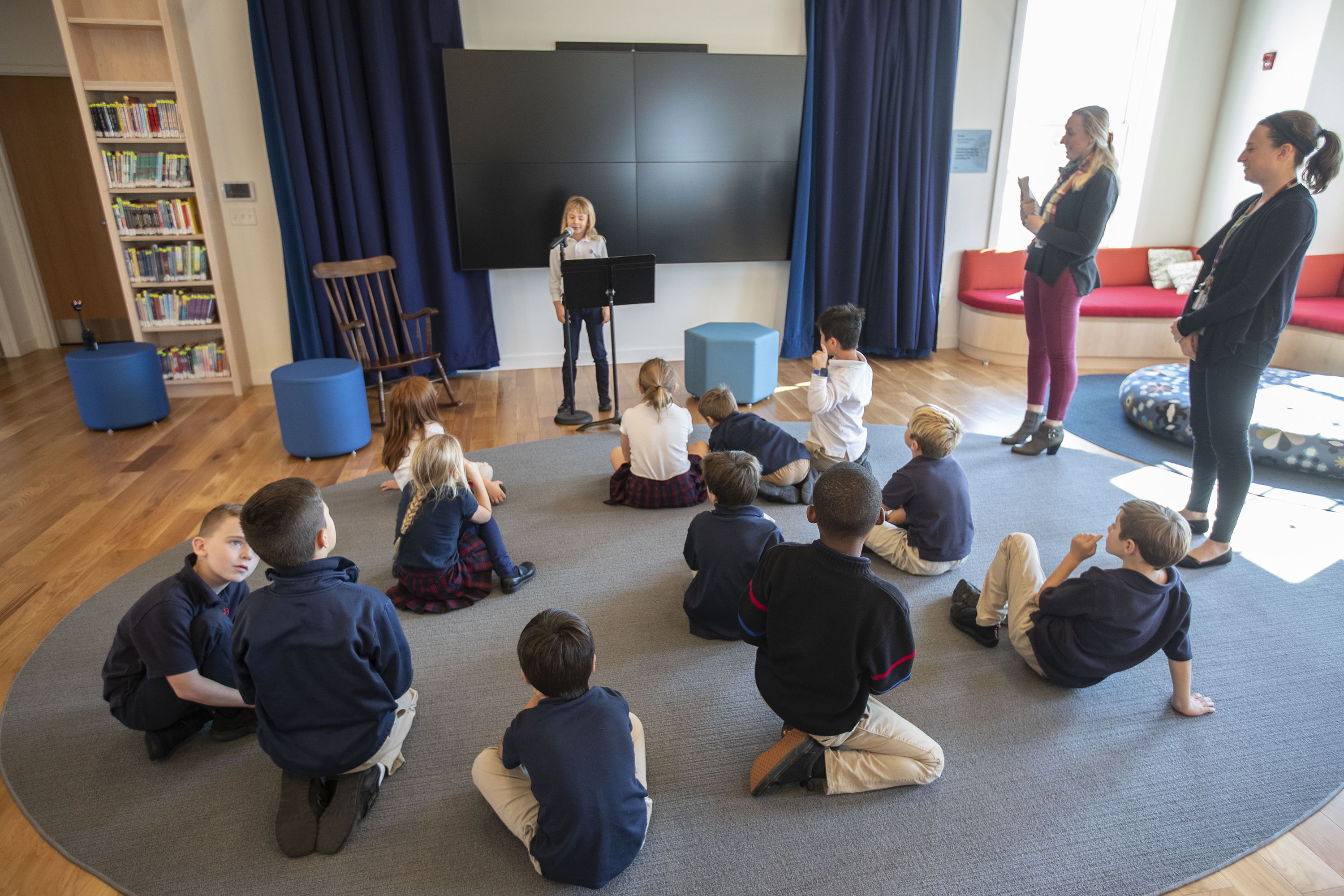it-feels-like-you-re-in-heaven-in-suburban-private-school-s-new-kid-designed-library