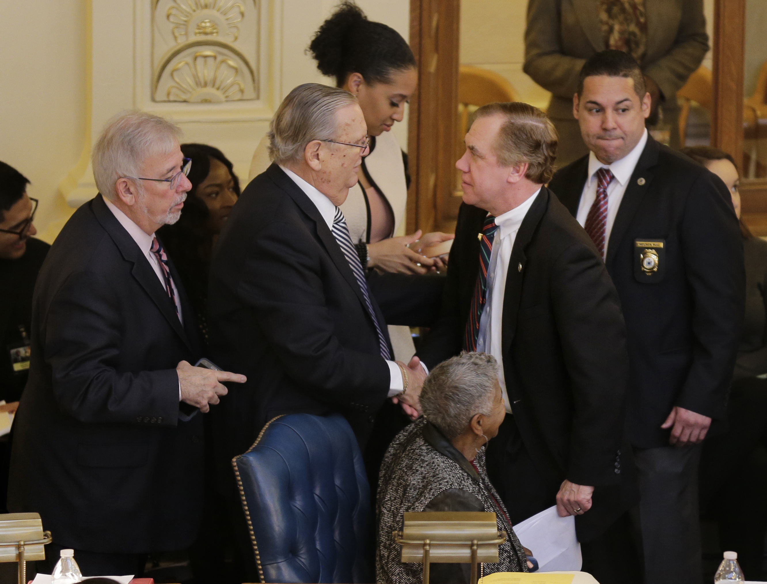 New Jersey's minimum wage to rise to $15 by 2024