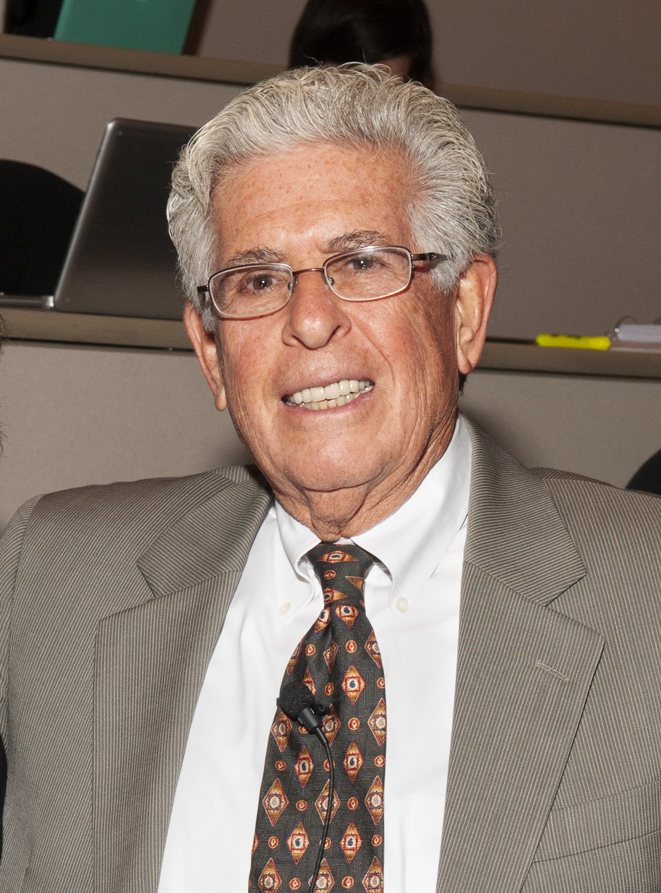 Leonard H. Finkelstein, 85, former president of Philadelphia College of  Osteopathic Medicine