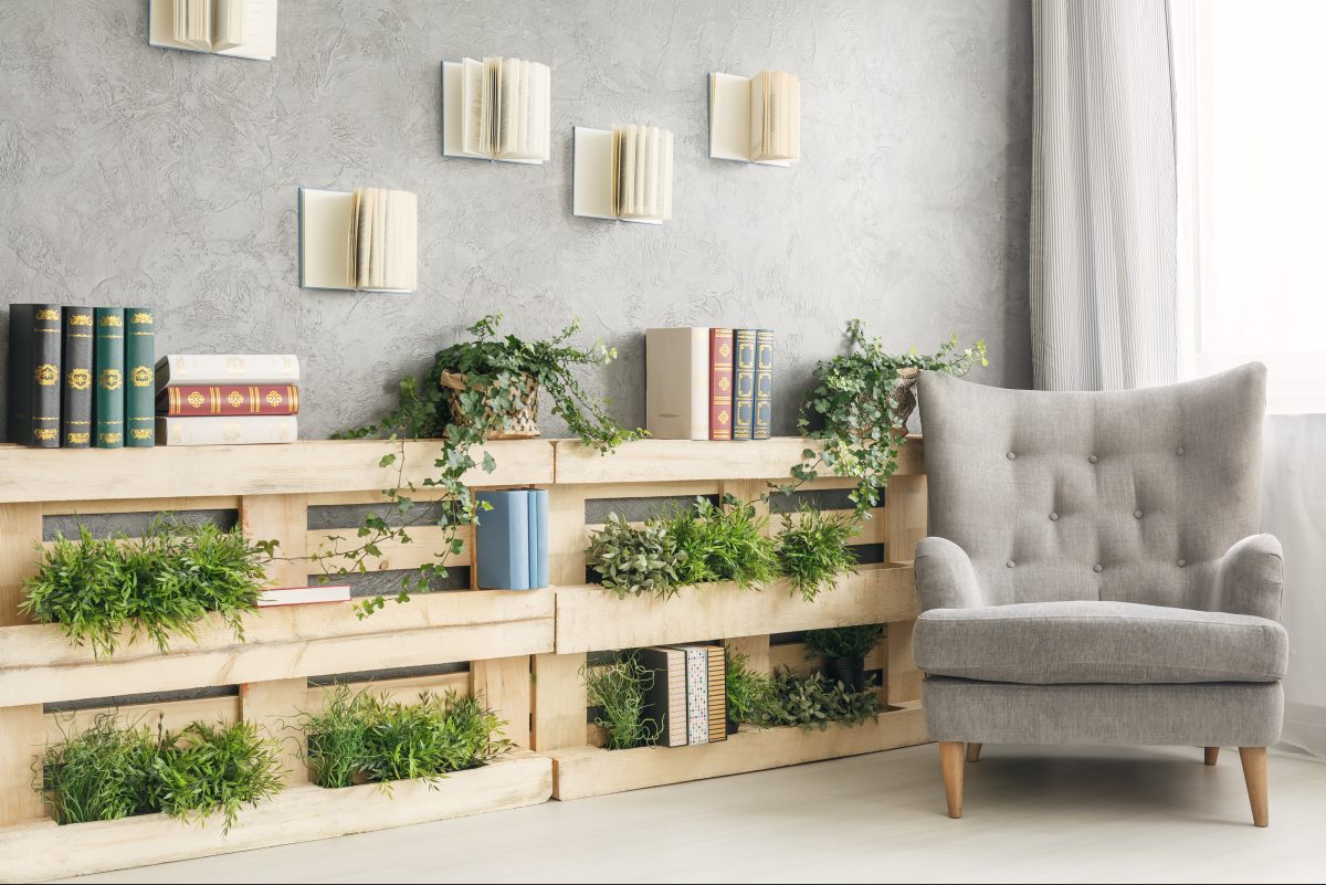 Ask Jennifer Adams: How to warm up gray paint with accessories