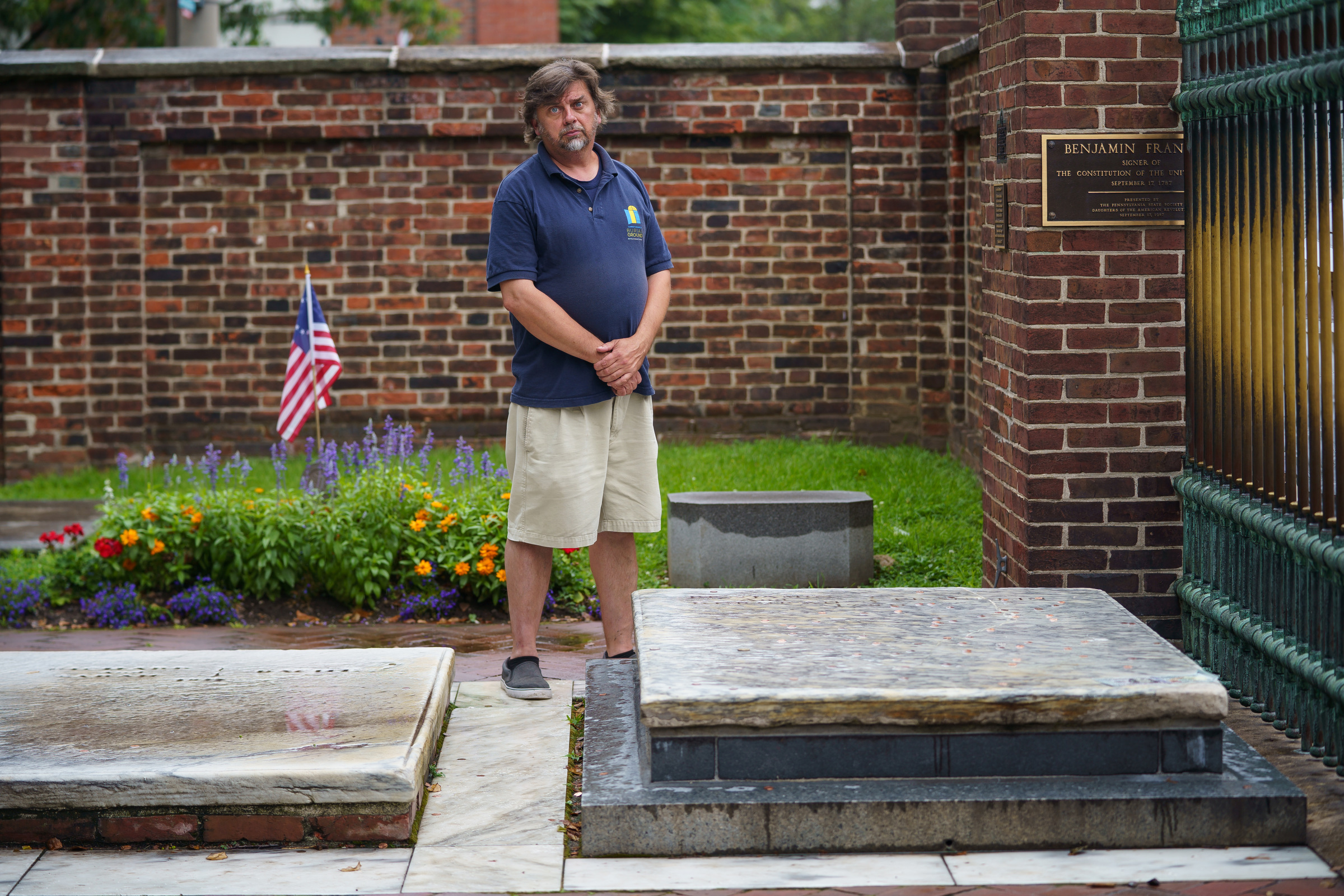 Hate Group Laid White Supremacist Wreath On Benjamin Franklin S Tomb On Independence Day