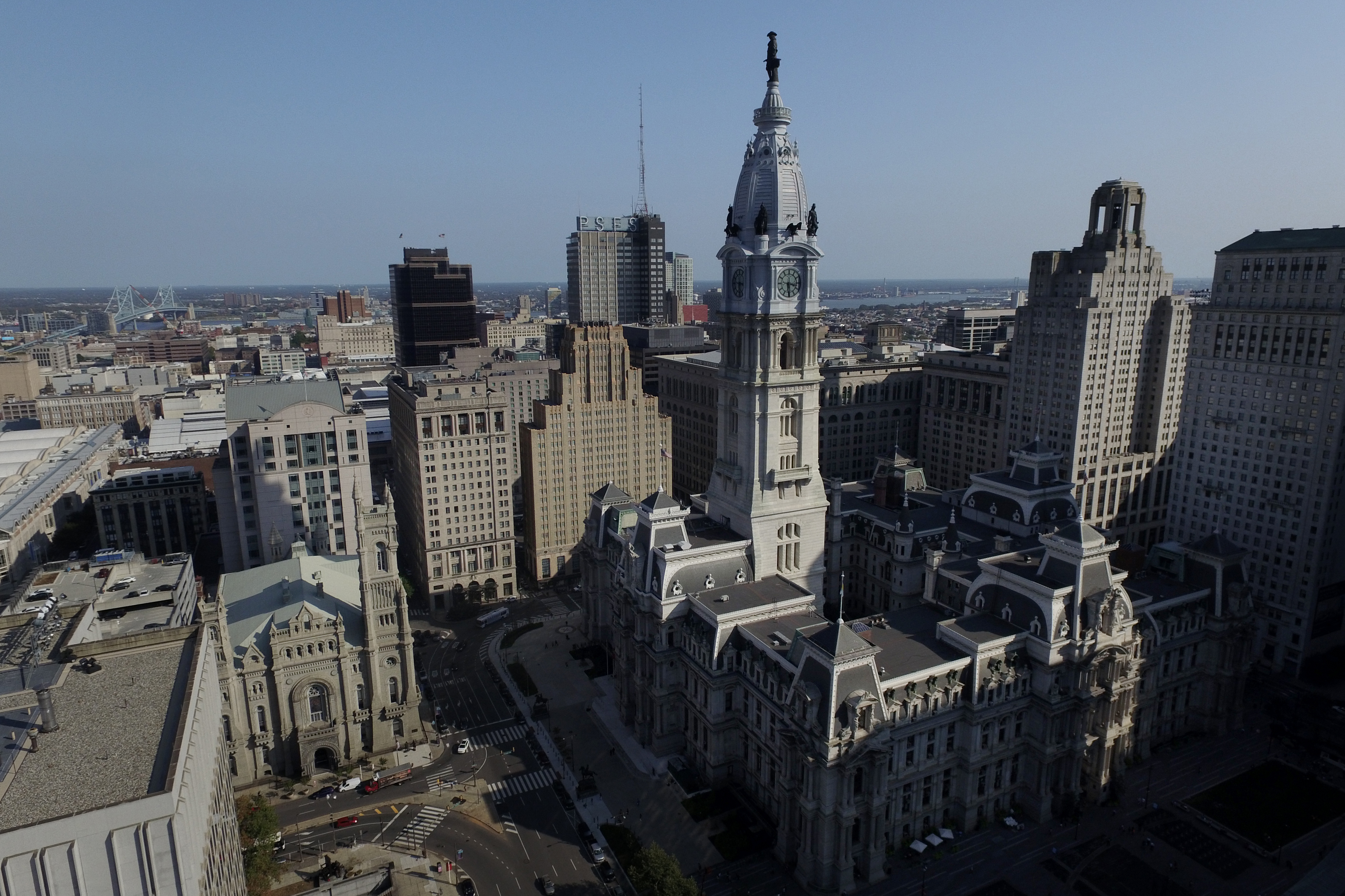 Philly is now publicly shaming 'bad actor' businesses that break the city's  labor laws