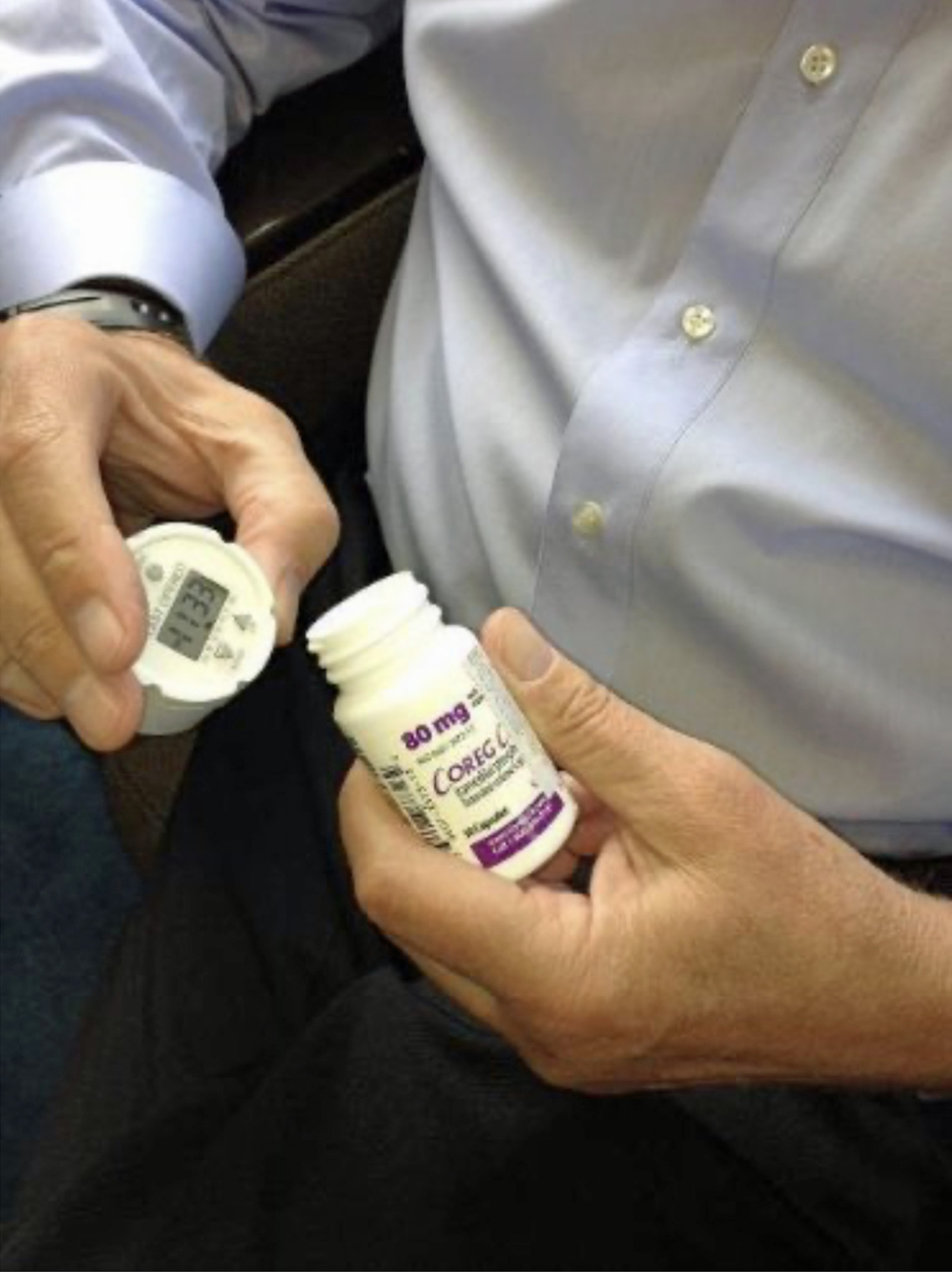 TimeCap Timer Pill Bottle | Health And Care - View #2